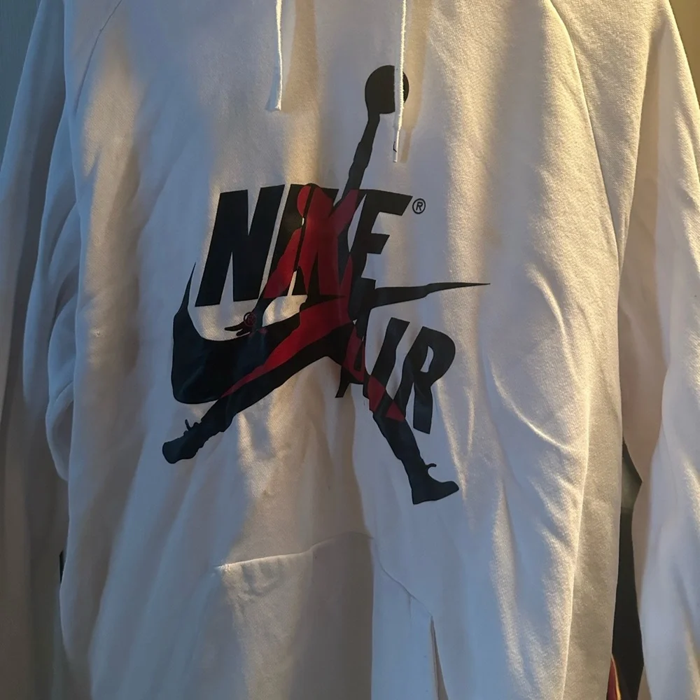 Nike Air Graphic Sweatshirt w/ Hood - Picture 10 of 10